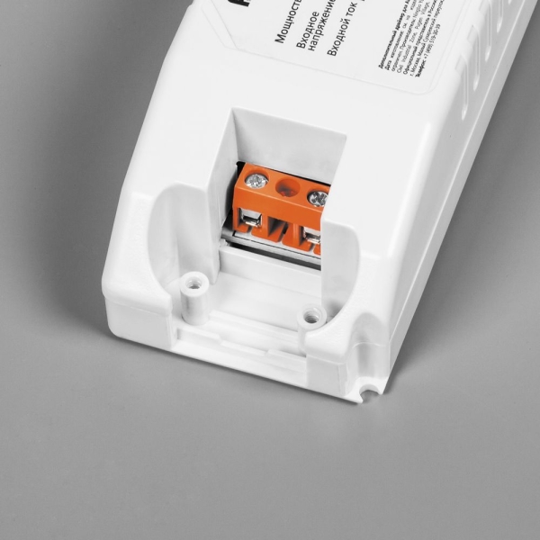 Светодиодная панель Feron AL2113 28551 (LED, 36W, 2900lm, 6500K, белый, IP20, 595х595х8мм) — изображение 4
